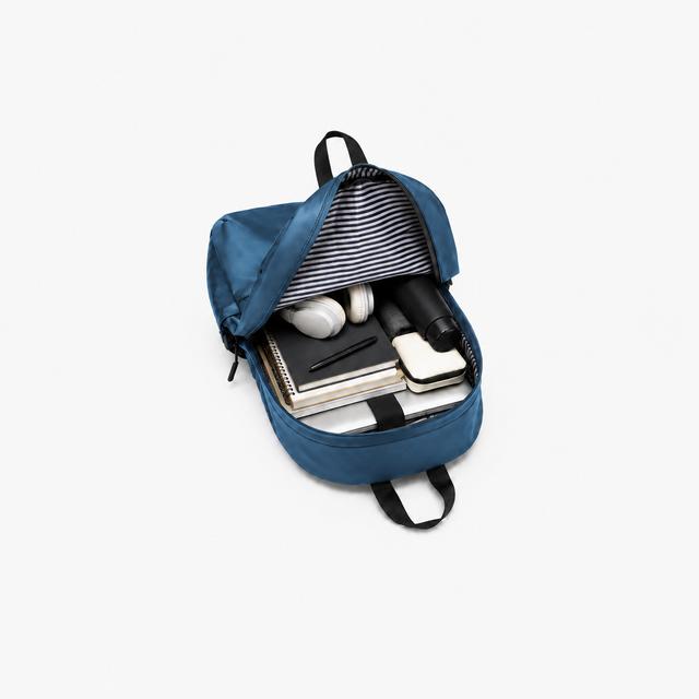 Lightweight minimalistic school and travel bag